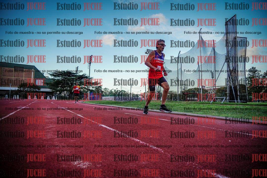 Fotos de los 3000 m llanos de varones