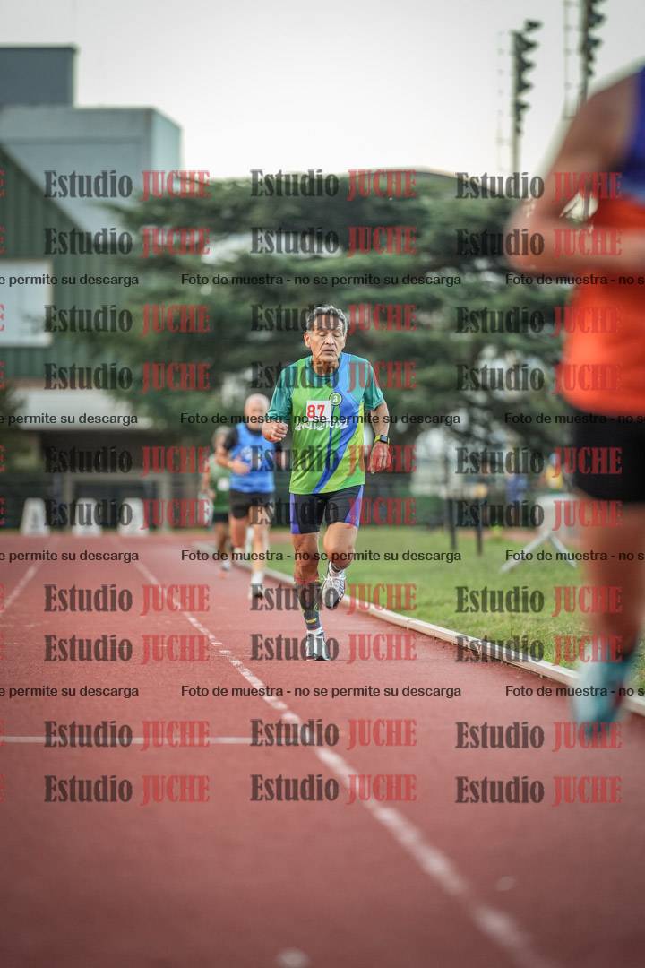 Fotos de los 3000 m llanos de varones