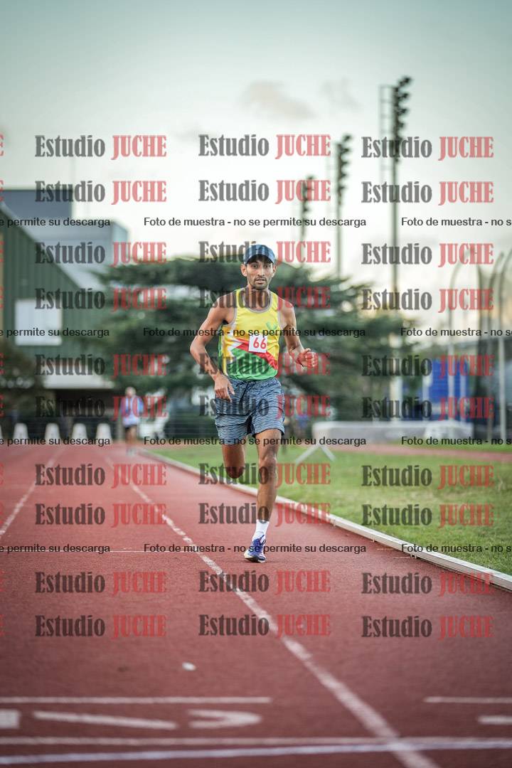Fotos de los 3000 m llanos de varones