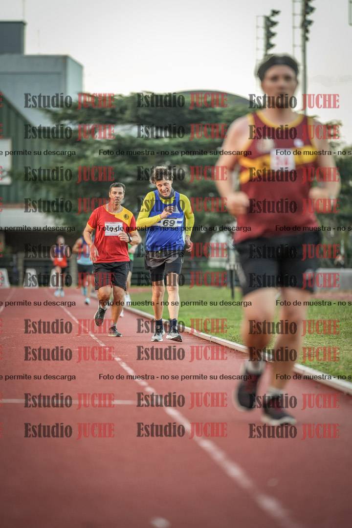 Fotos de los 3000 m llanos de varones