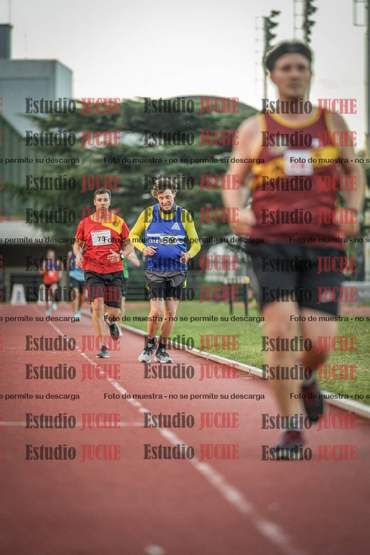 Fotos de los 3000 m llanos de varones