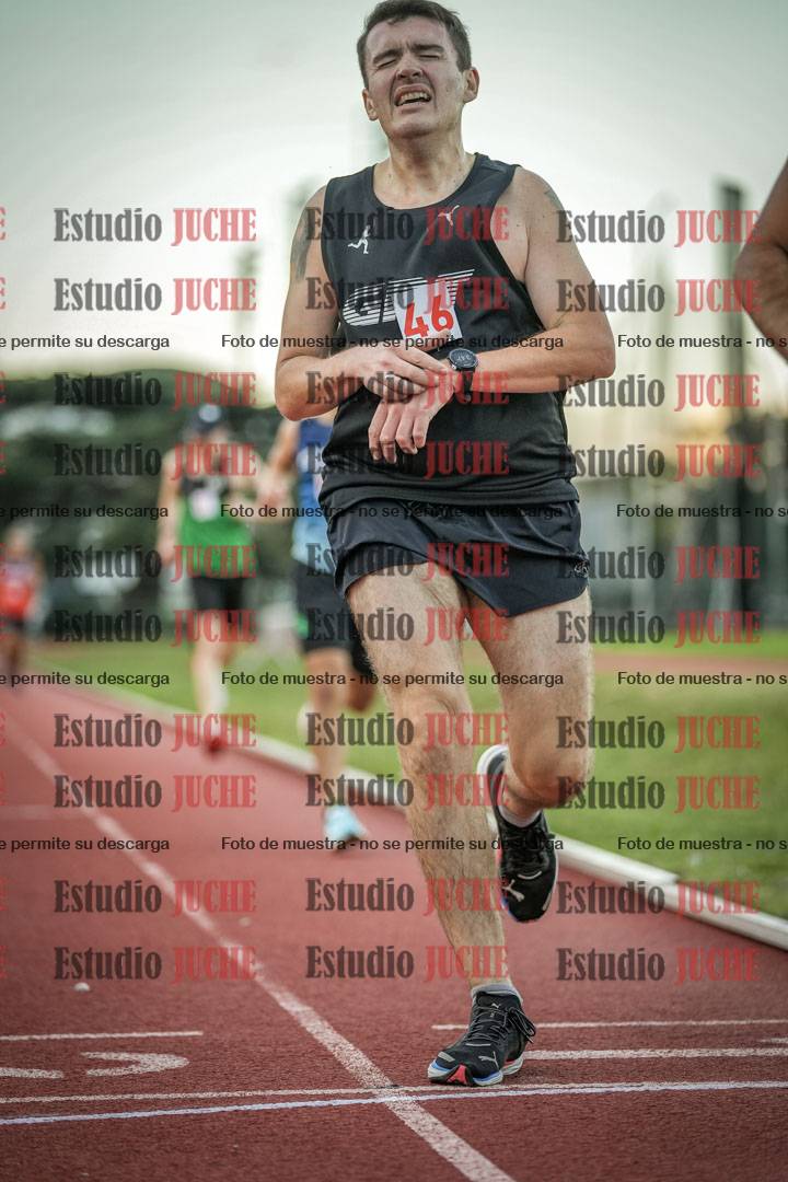 Fotos de los 3000 m llanos de varones