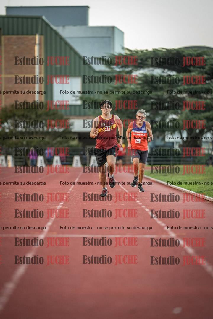 Fotos de los 3000 m llanos de varones