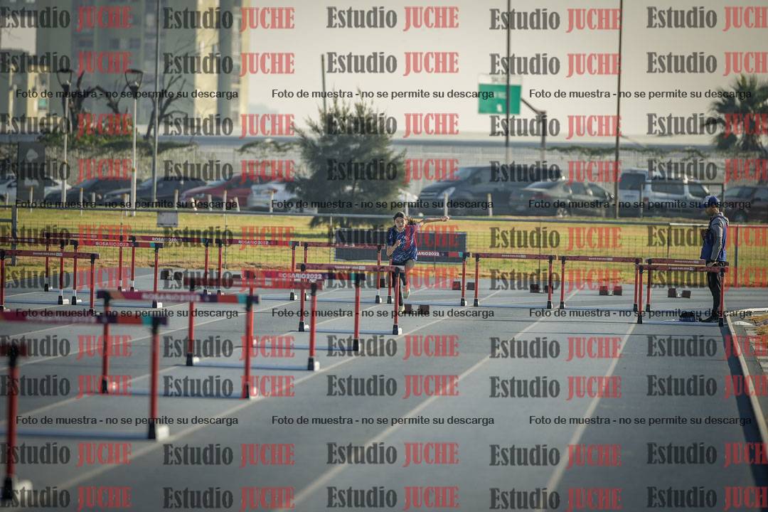Fotos de los 80 m con vallas de mujeres