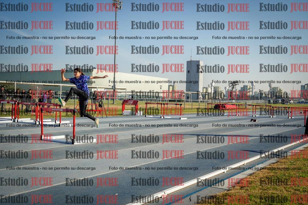 Fotos de los 80 m con vallas de mujeres