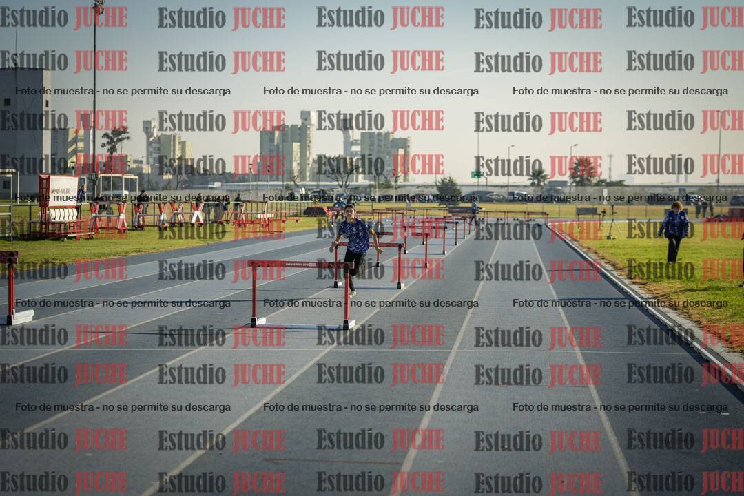 Fotos de los 80 m con vallas de mujeres