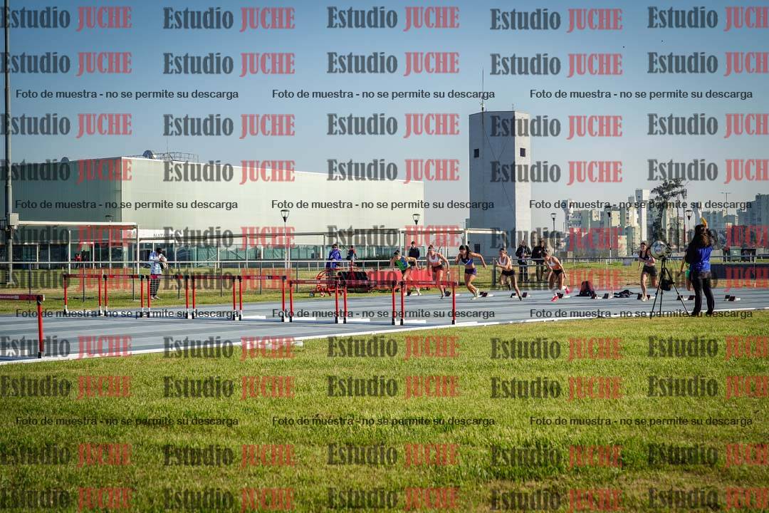 Fotos de los 100 m con vallas de mujeres