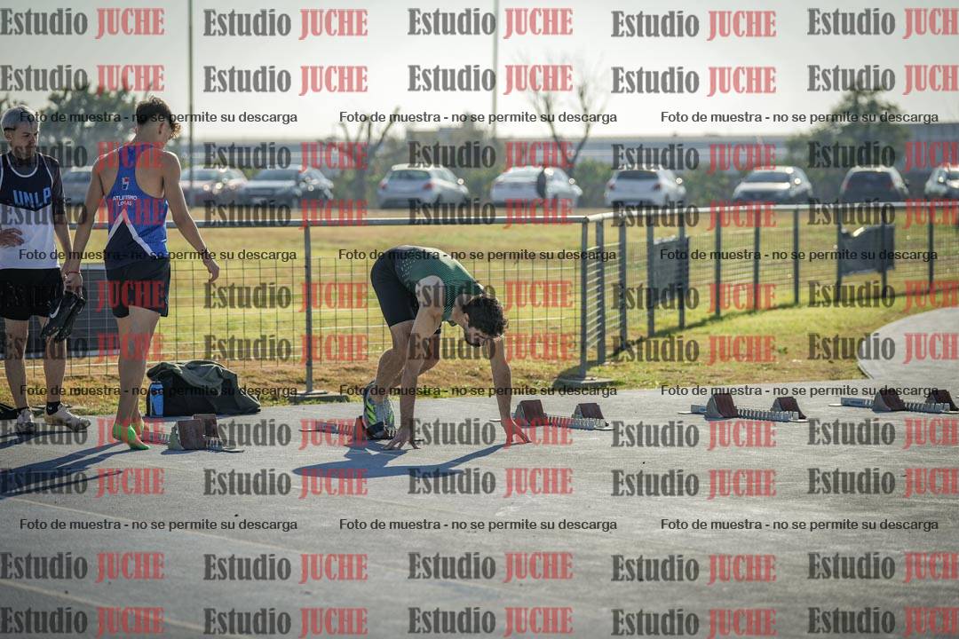 Fotos de los 110 m con vallas de varones
