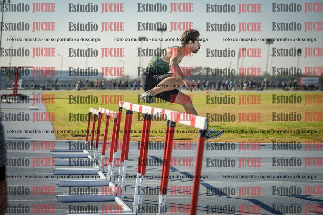 Fotos de los 110 m con vallas de varones