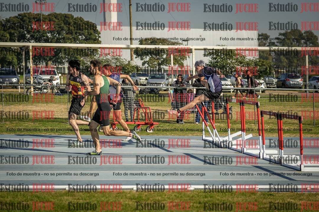 Fotos de los 110 m con vallas de varones