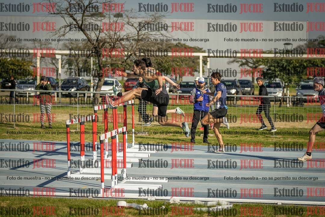 Fotos de los 110 m con vallas de varones