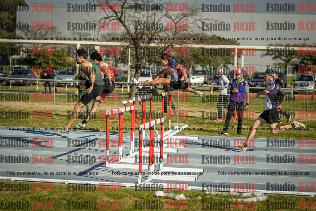 Fotos de los 110 m con vallas de varones