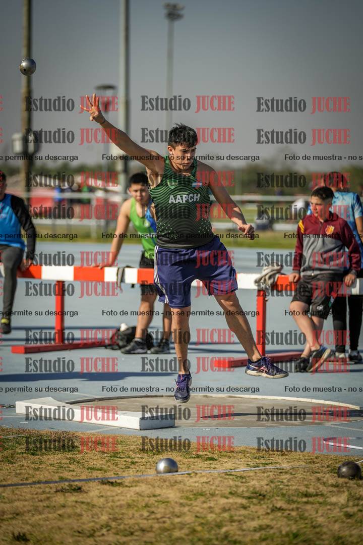 Fotos del lanzamiento de bala de varones