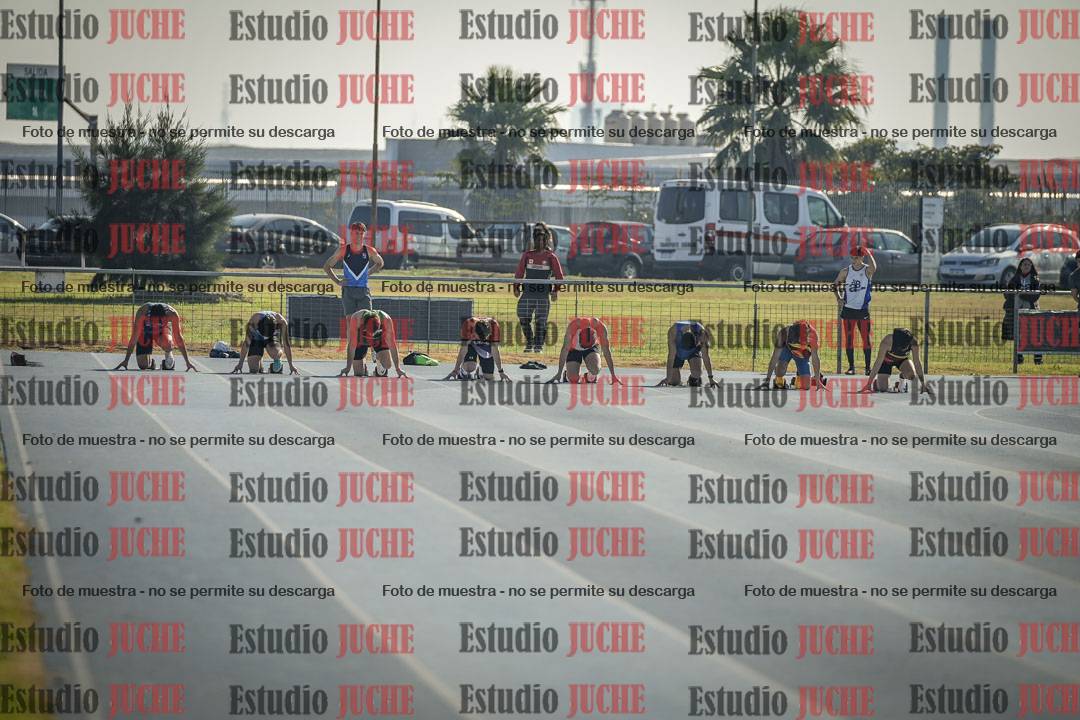Fotos de los 100 m llanos de varones