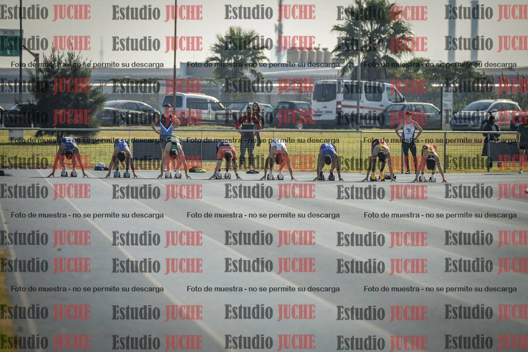 Fotos de los 100 m llanos de varones