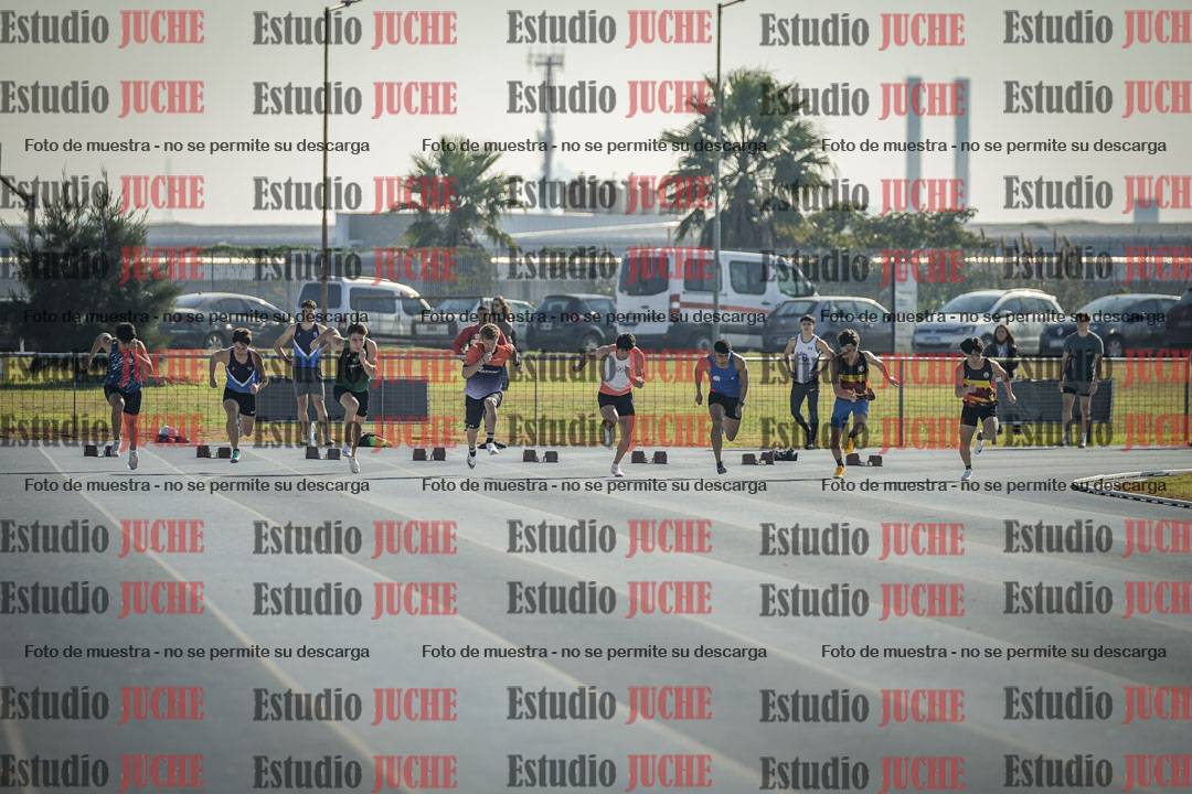 Fotos de los 100 m llanos de varones