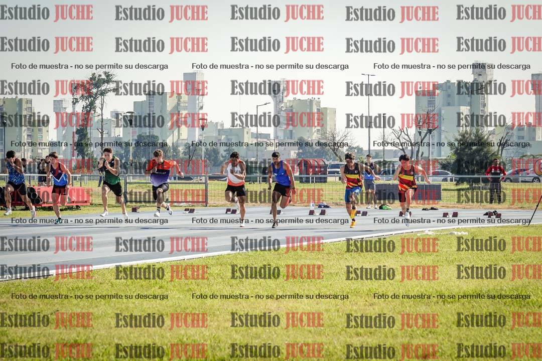 Fotos de los 100 m llanos de varones