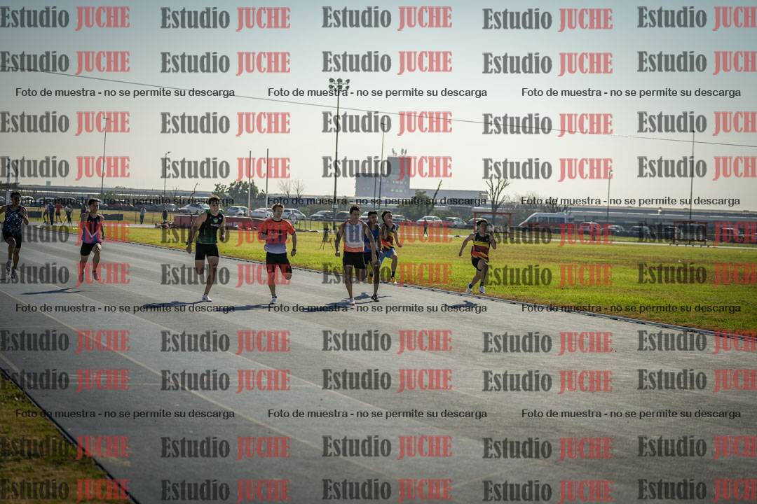Fotos de los 100 m llanos de varones