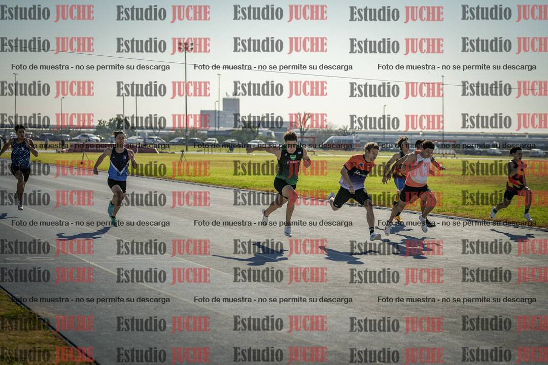 Fotos de los 100 m llanos de varones