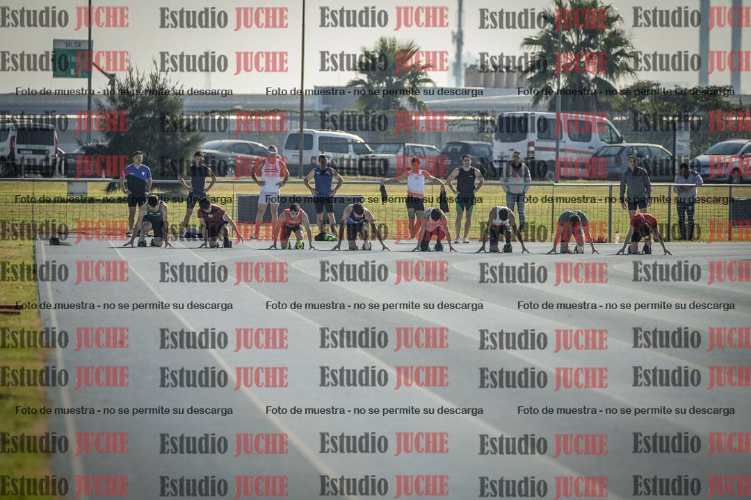 Fotos de los 100 m llanos de varones