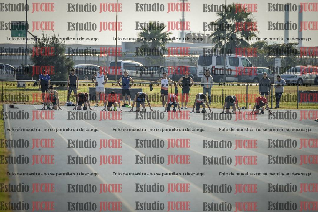 Fotos de los 100 m llanos de varones