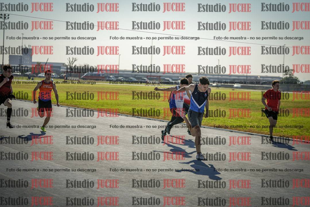 Fotos de los 100 m llanos de varones