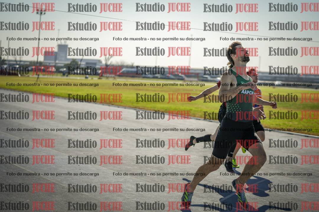 Fotos de los 100 m llanos de varones
