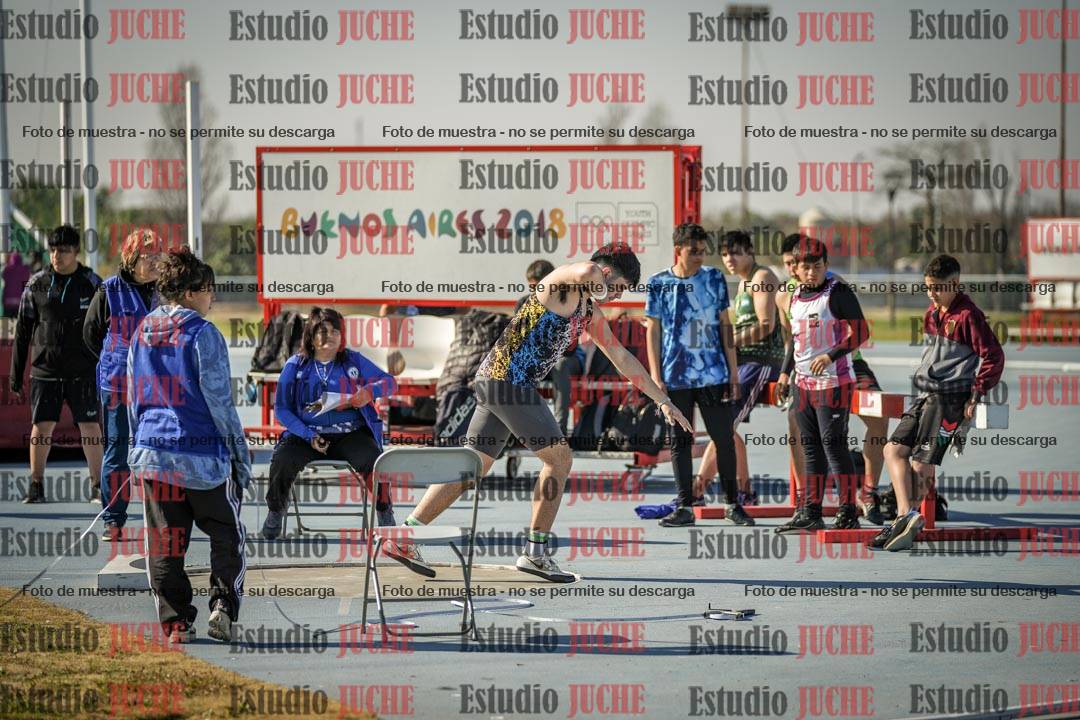 Fotos del lanzamiento de bala de varones