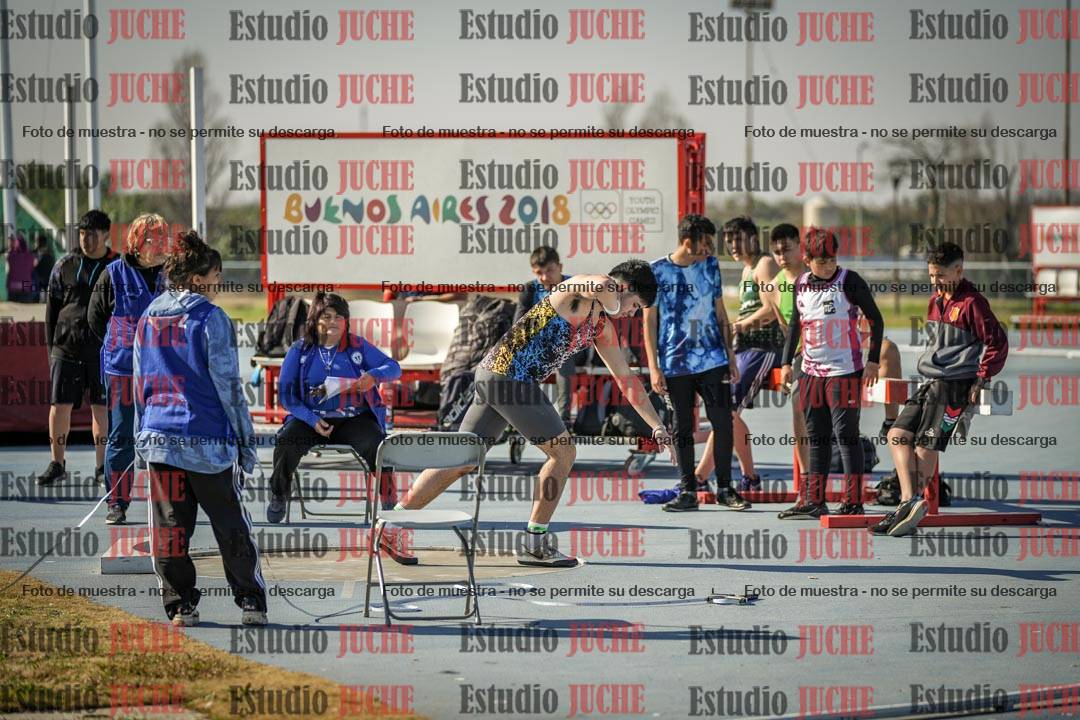 Fotos del lanzamiento de bala de varones