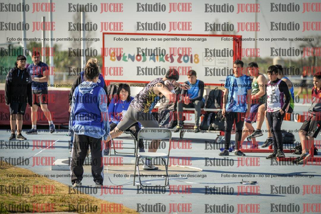 Fotos del lanzamiento de bala de varones