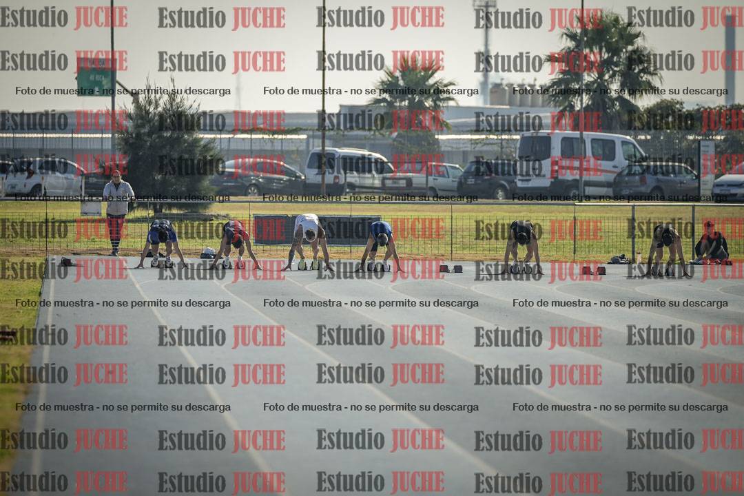 Fotos de los 100 m llanos de varones