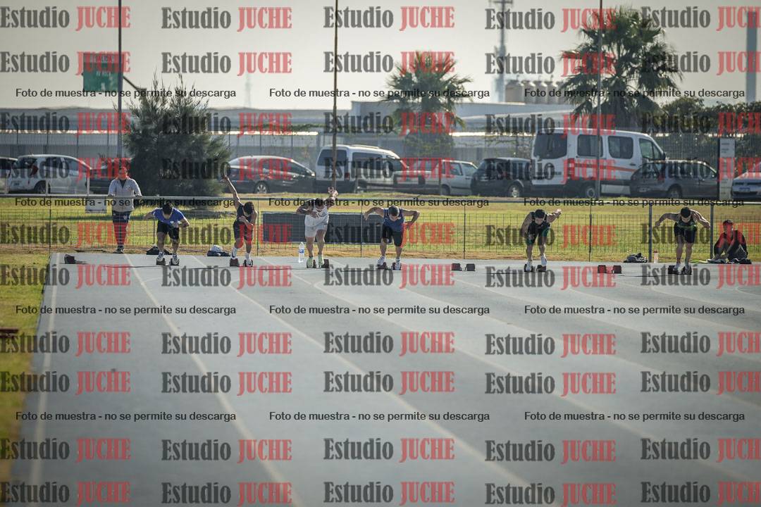 Fotos de los 100 m llanos de varones