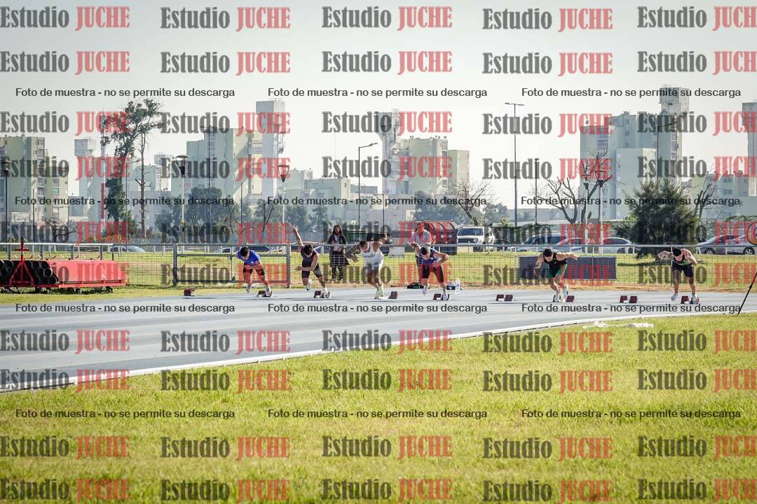 Fotos de los 100 m llanos de varones
