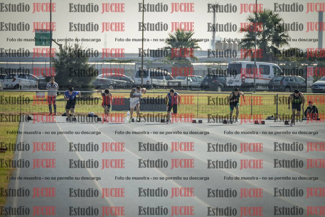 Fotos de los 100 m llanos de varones
