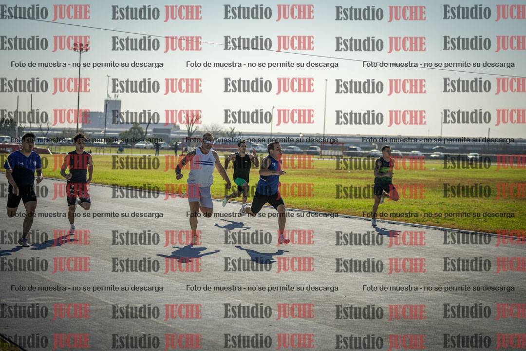 Fotos de los 100 m llanos de varones