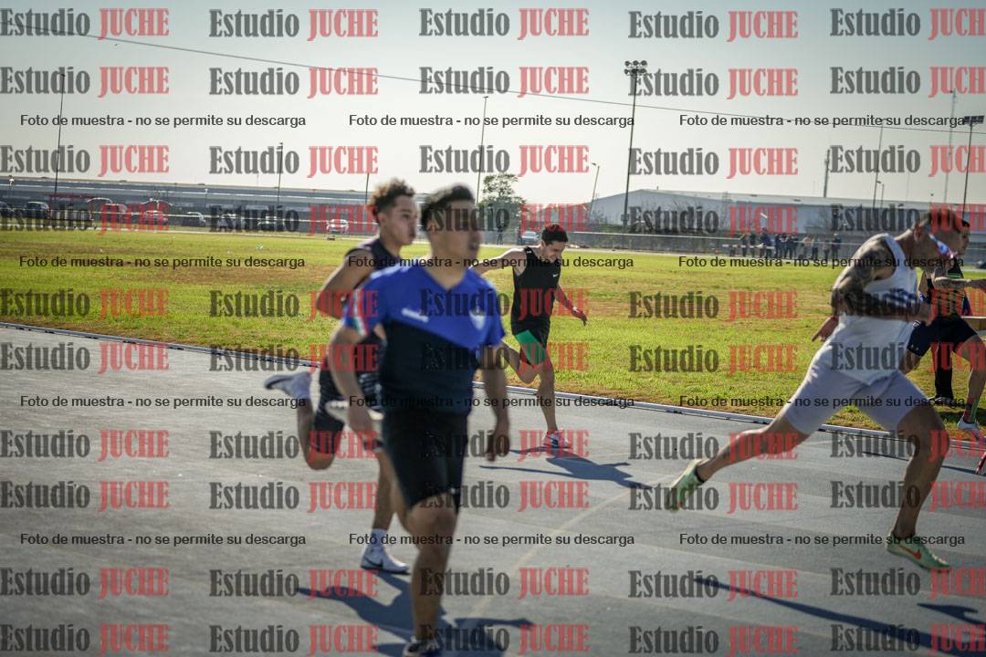 Fotos de los 100 m llanos de varones