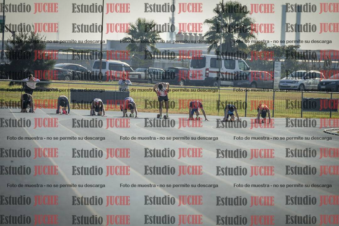 Fotos de los 100 m llanos de varones
