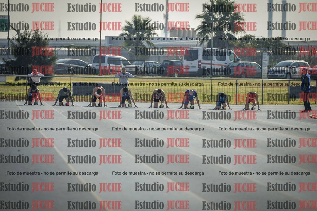 Fotos de los 100 m llanos de varones