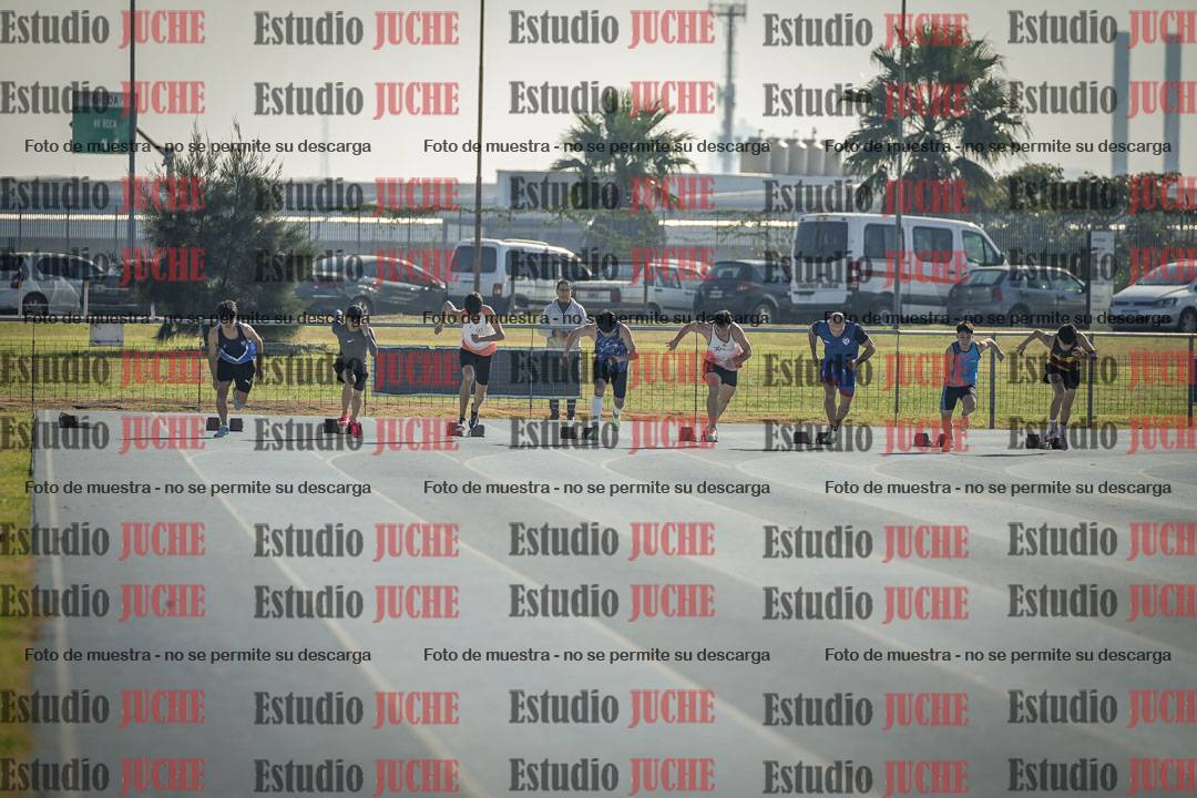 Fotos de los 100 m llanos de varones