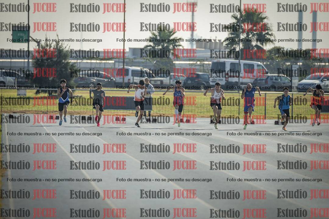 Fotos de los 100 m llanos de varones