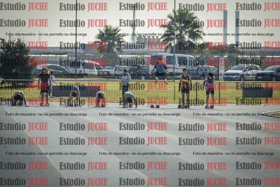 Fotos de los 100 m llanos de varones