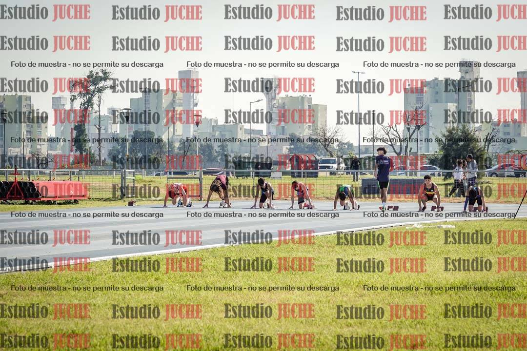 Fotos de los 100 m llanos de varones