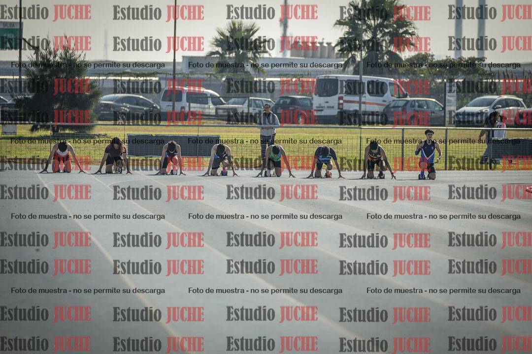 Fotos de los 100 m llanos de varones