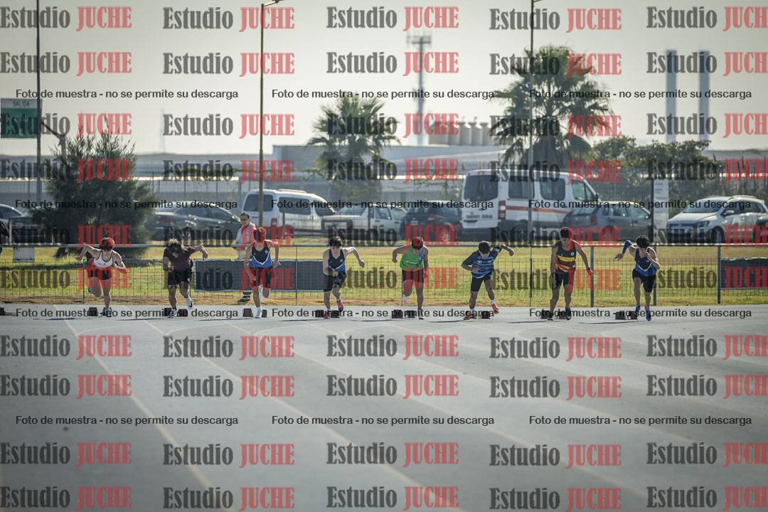 Fotos de los 100 m llanos de varones