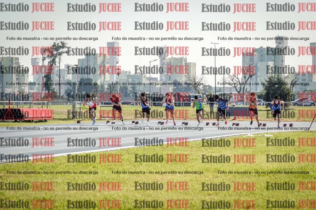 Fotos de los 100 m llanos de varones