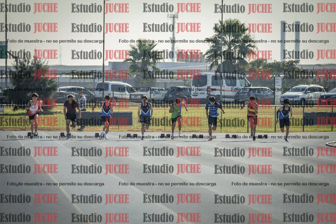Fotos de los 100 m llanos de varones