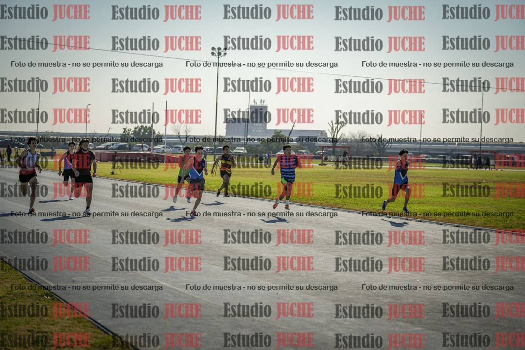 Fotos de los 100 m llanos de varones