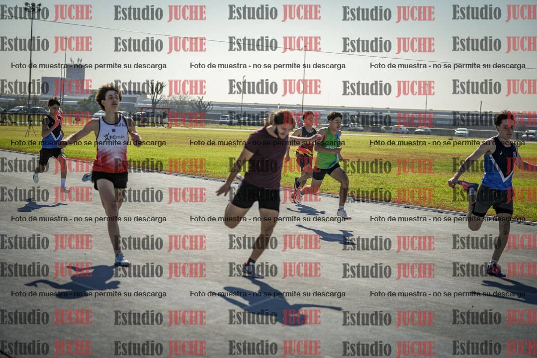 Fotos de los 100 m llanos de varones
