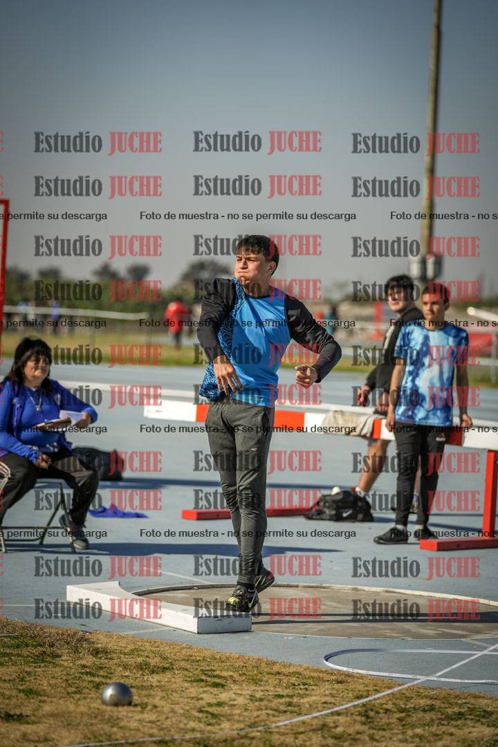 Fotos del lanzamiento de bala de varones