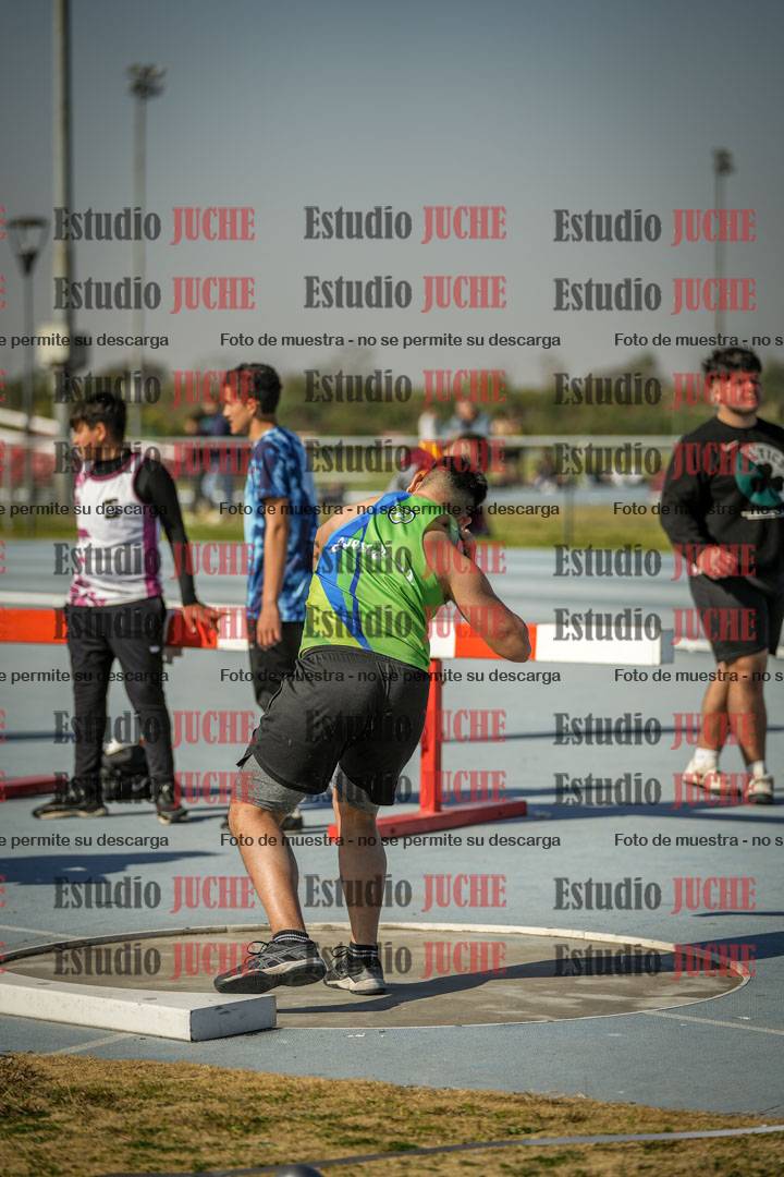 Fotos del lanzamiento de bala de varones